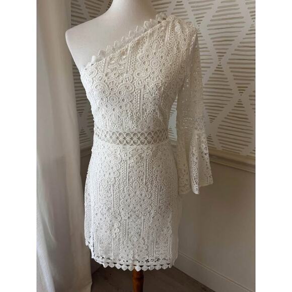 NWT Two Sisters Size 4 Small One Shoulder Bell Sleeve White Lace Mini Dress - Picture 3 of 9